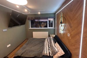 Photo 3- click for photo gallery